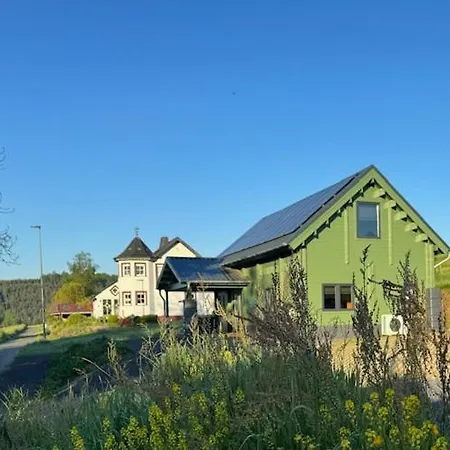 Aan Bosrand In Eifel Nabij Cochem-zell Aan De Moezel - Dichtbij De Calmont Klettersteig Bremm - House * Wagenhausen