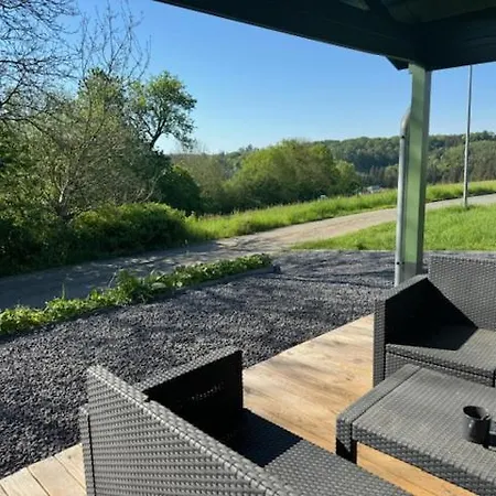 Dom wakacyjny Aan Bosrand In Eifel Nabij Cochem-zell Aan De Moezel - Dichtbij De Calmont Klettersteig Bremm - House